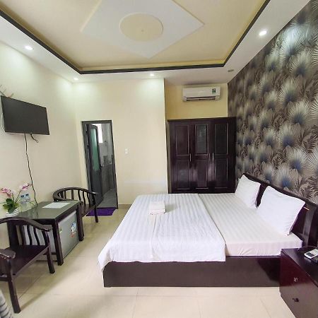 An Phat Hotel Chi Khu Co Ong Екстериор снимка