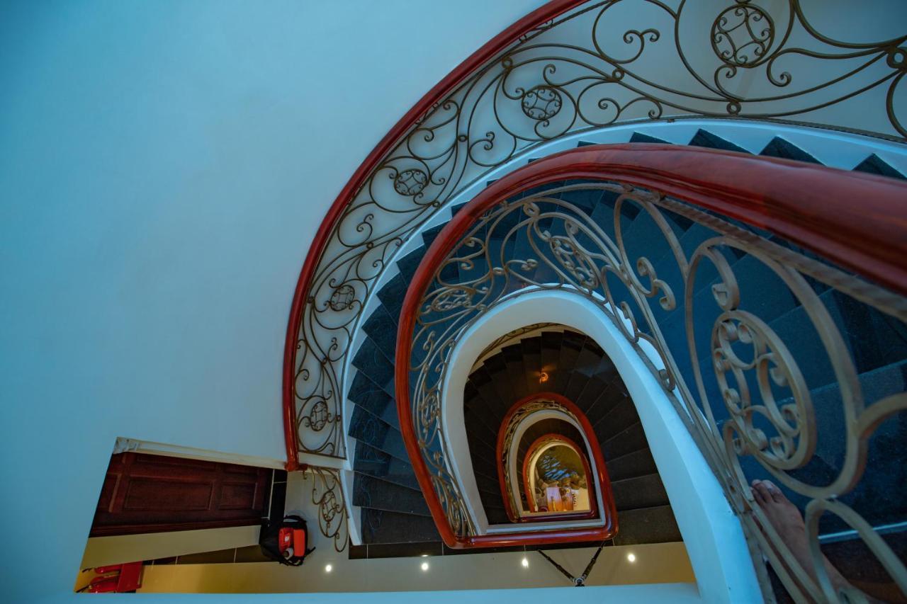 An Phat Hotel Chi Khu Co Ong Екстериор снимка