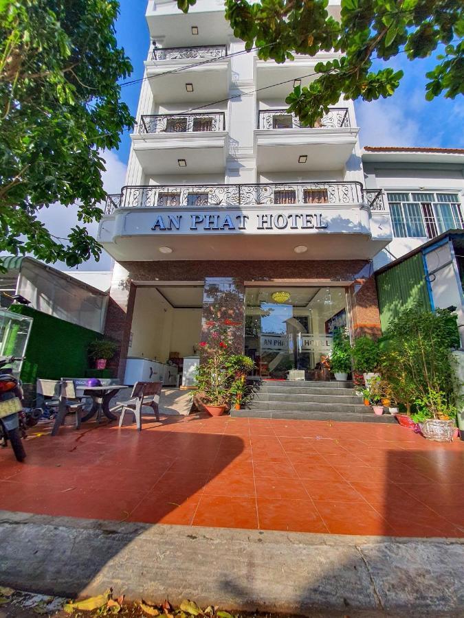 An Phat Hotel Chi Khu Co Ong Екстериор снимка